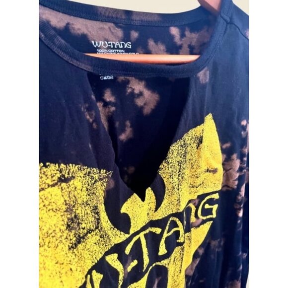 TORRID Wu-Tang Black Acid Wash Low Cut T-Shirt Plus Size 1X - Picture 4 of 5